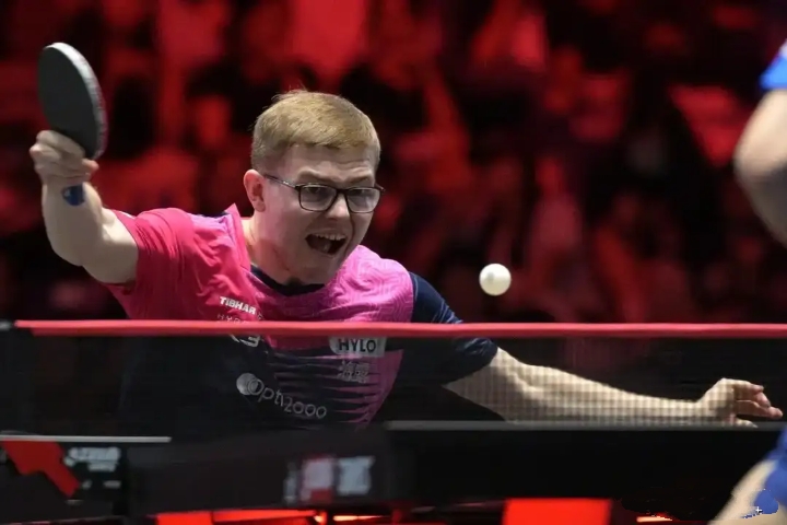 日本乒乓球队碾压中国乒乓球队，波尔惊艳世界的简单介绍