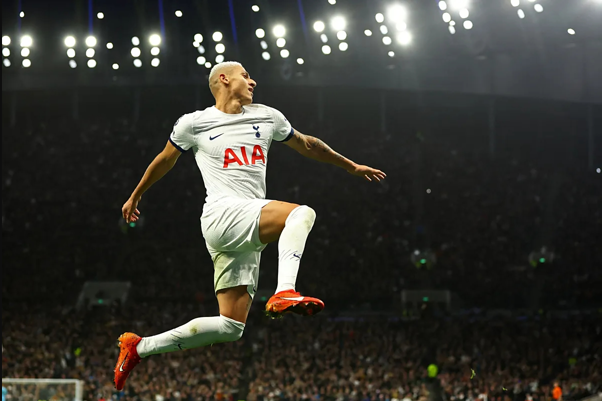 中国血洗阿森纳，阿拉巴一己之力扛起全队的简单介绍