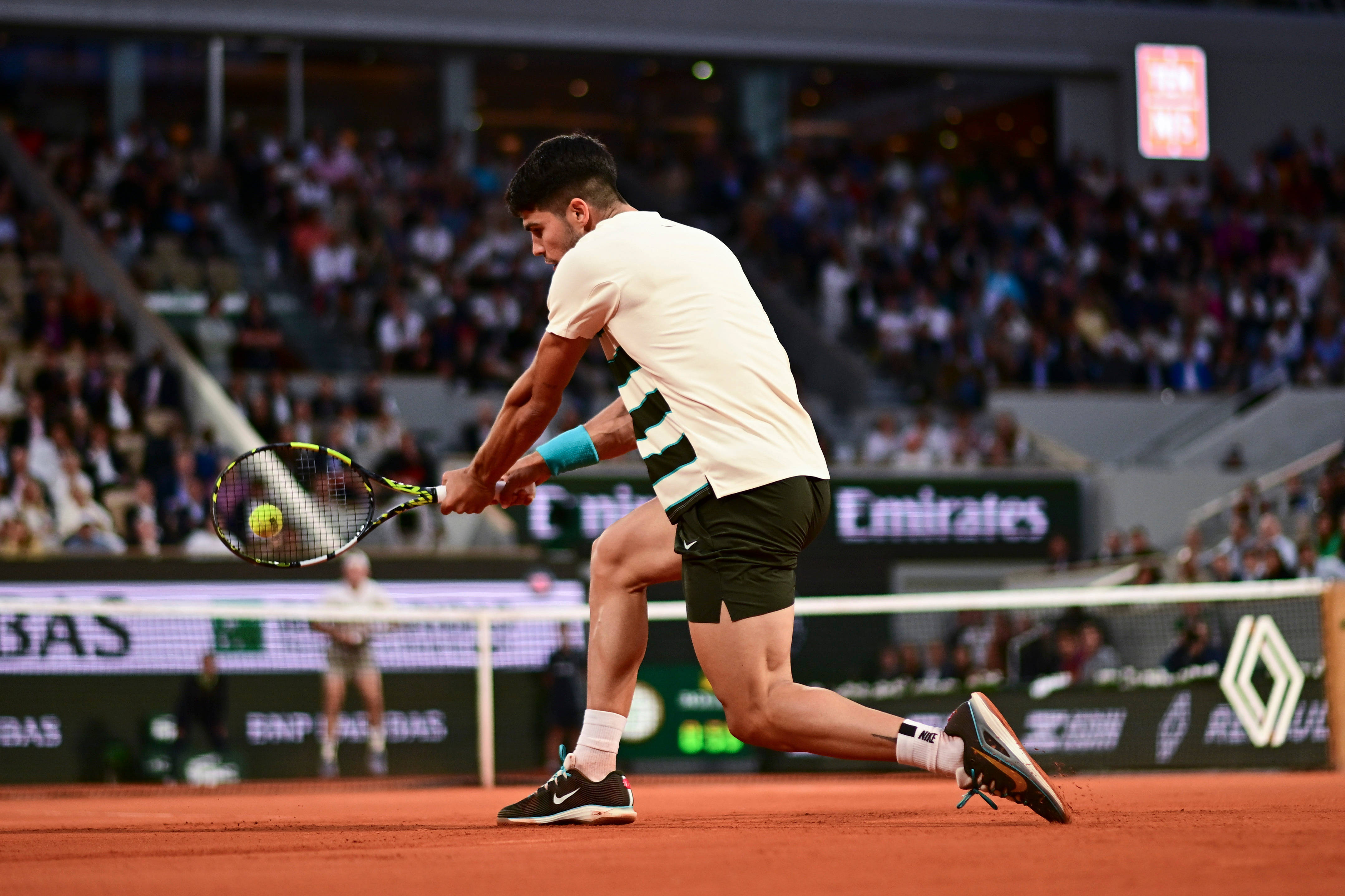 意大利网球队轻取法国网球队，阿尔卡拉斯爆发神勇