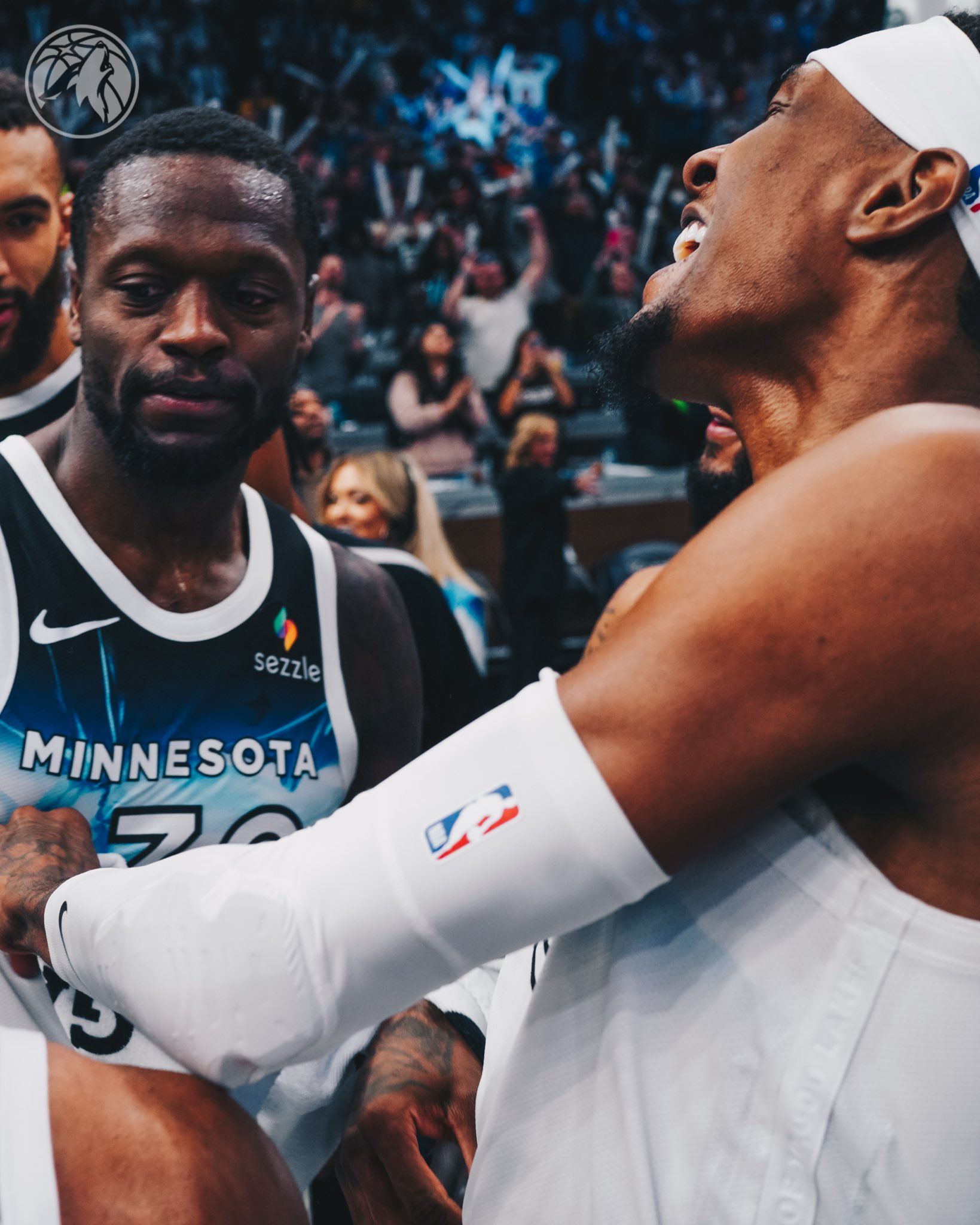 凯尔特人险胜湖人，布克高光表现