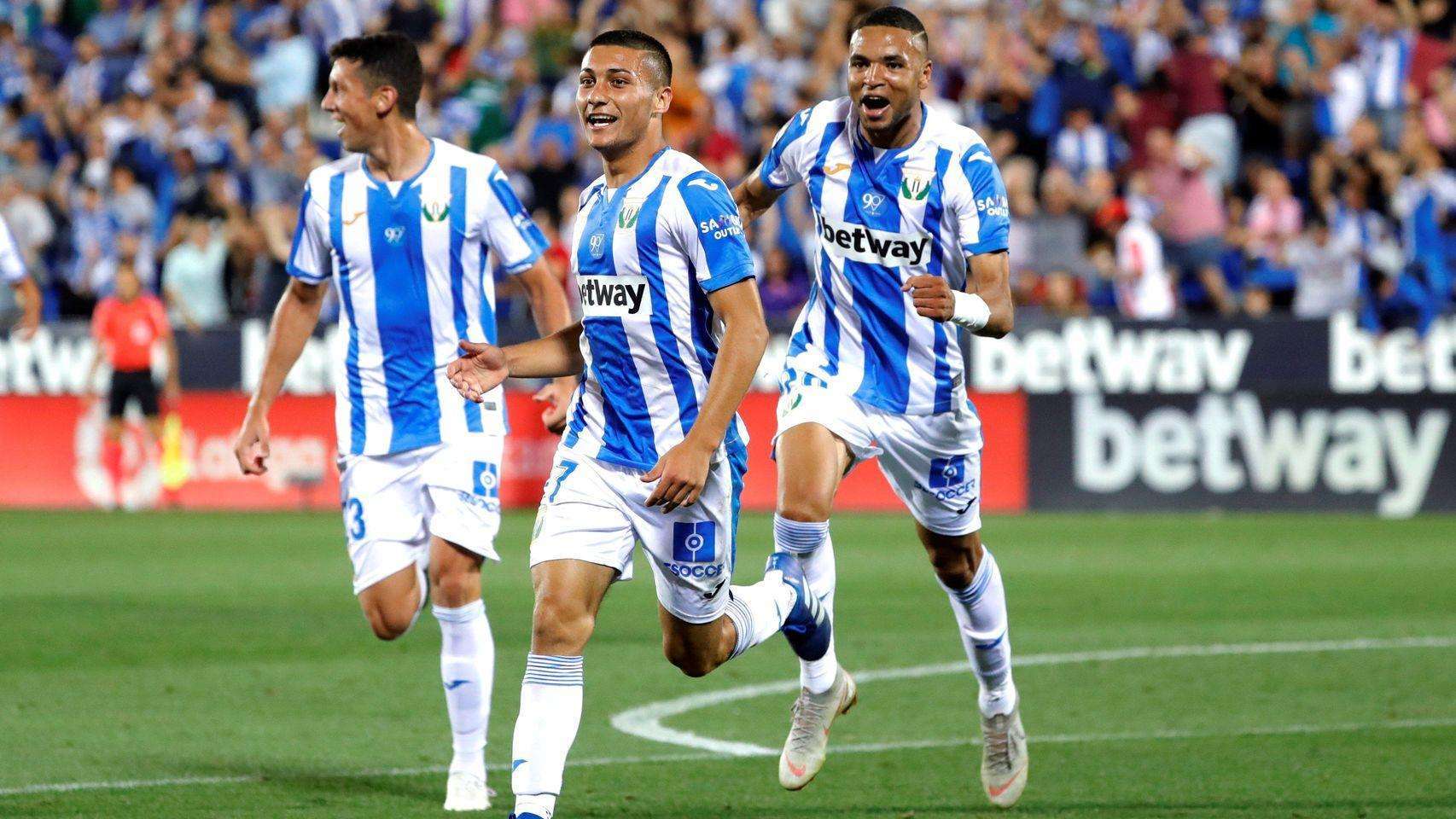 包含阿拉维斯客场平阿尔梅里亚,稳固降级区位置的词条 包含阿拉维斯客场平阿尔梅里亚,稳固降级区位置的词条