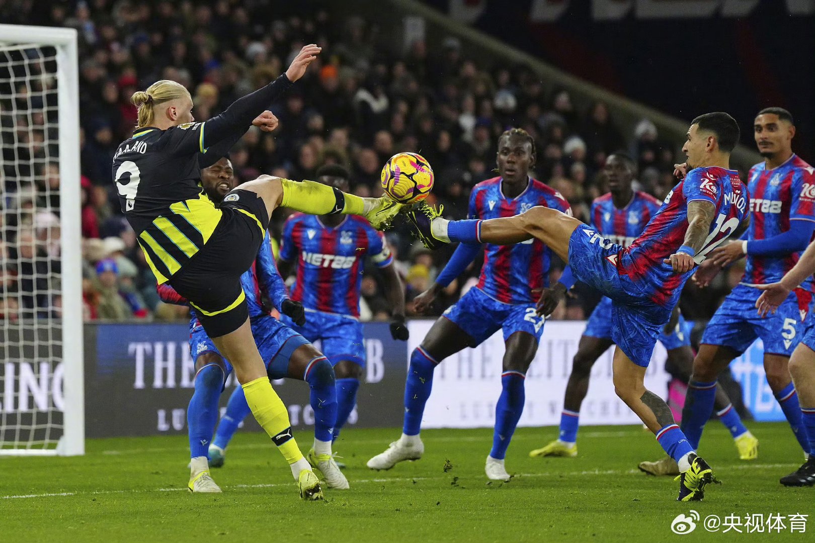 英格兰队在客场力克波兰,提前锁定欧锦赛名额 英格兰队在客场力克波兰,提前锁定欧锦赛名额