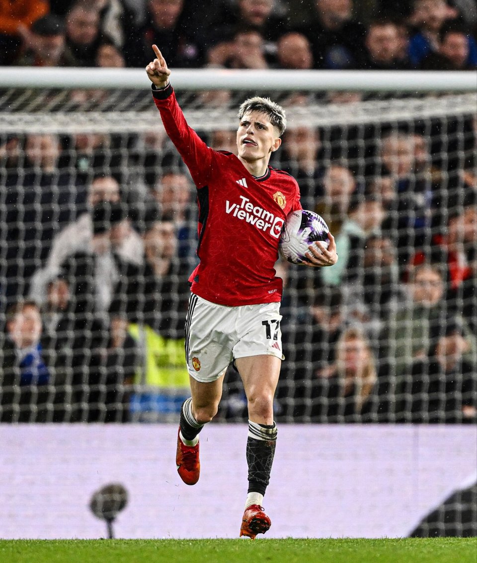 关于伯恩茅斯前锋奉献完美帽子戏法,助球队逆转的信息 关于伯恩茅斯前锋奉献完美帽子戏法,助球队逆转的信息