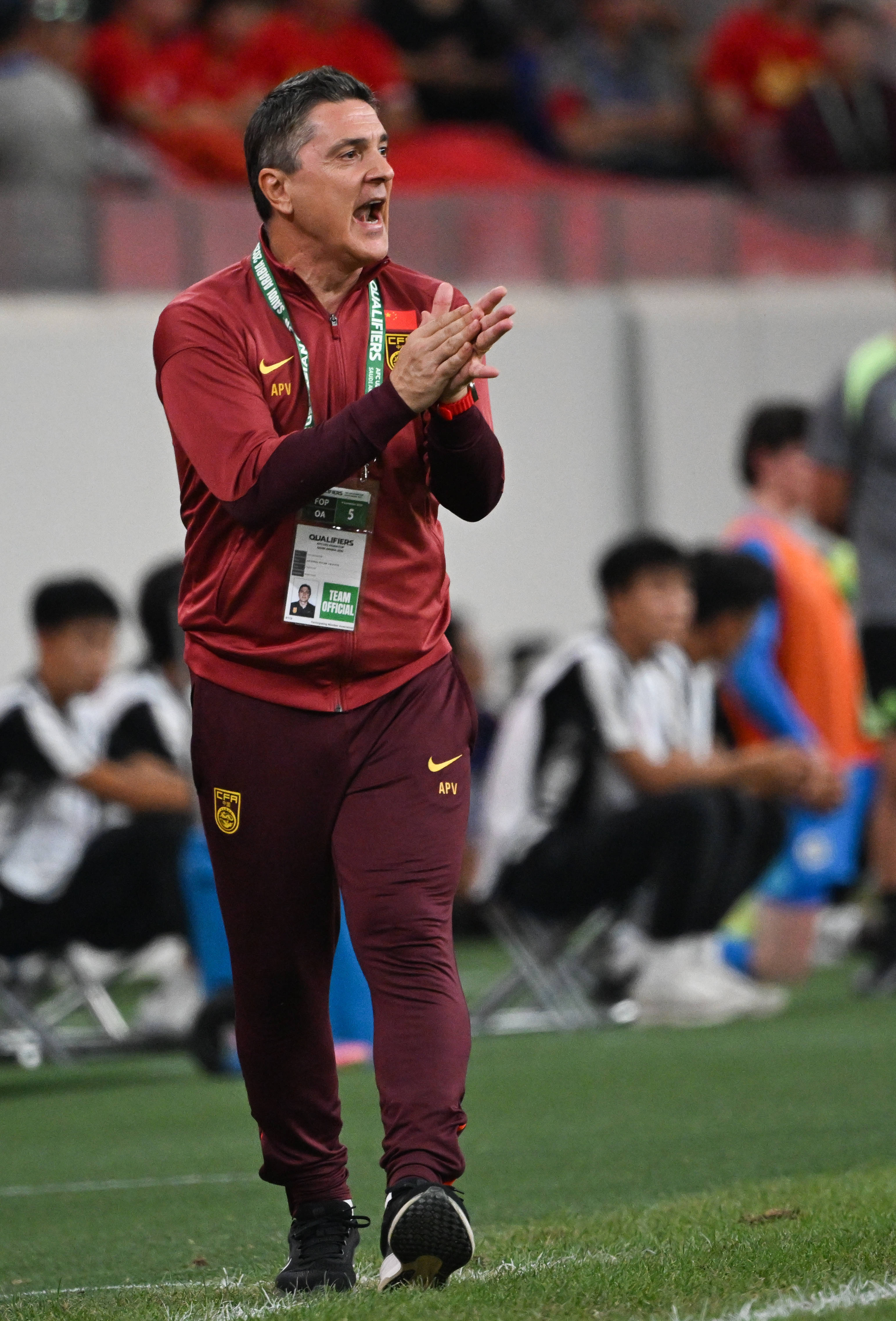 中国队在足球赛事中大获全胜 中国队在足球赛事中大获全胜