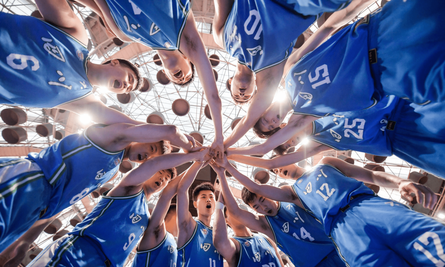 瓦朗谢纳队力挽狂澜，豪取三分