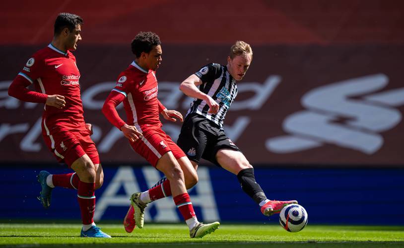 关于利兹联遭遇失利,保级困境加深的信息 关于利兹联遭遇失利,保级困境加深的信息