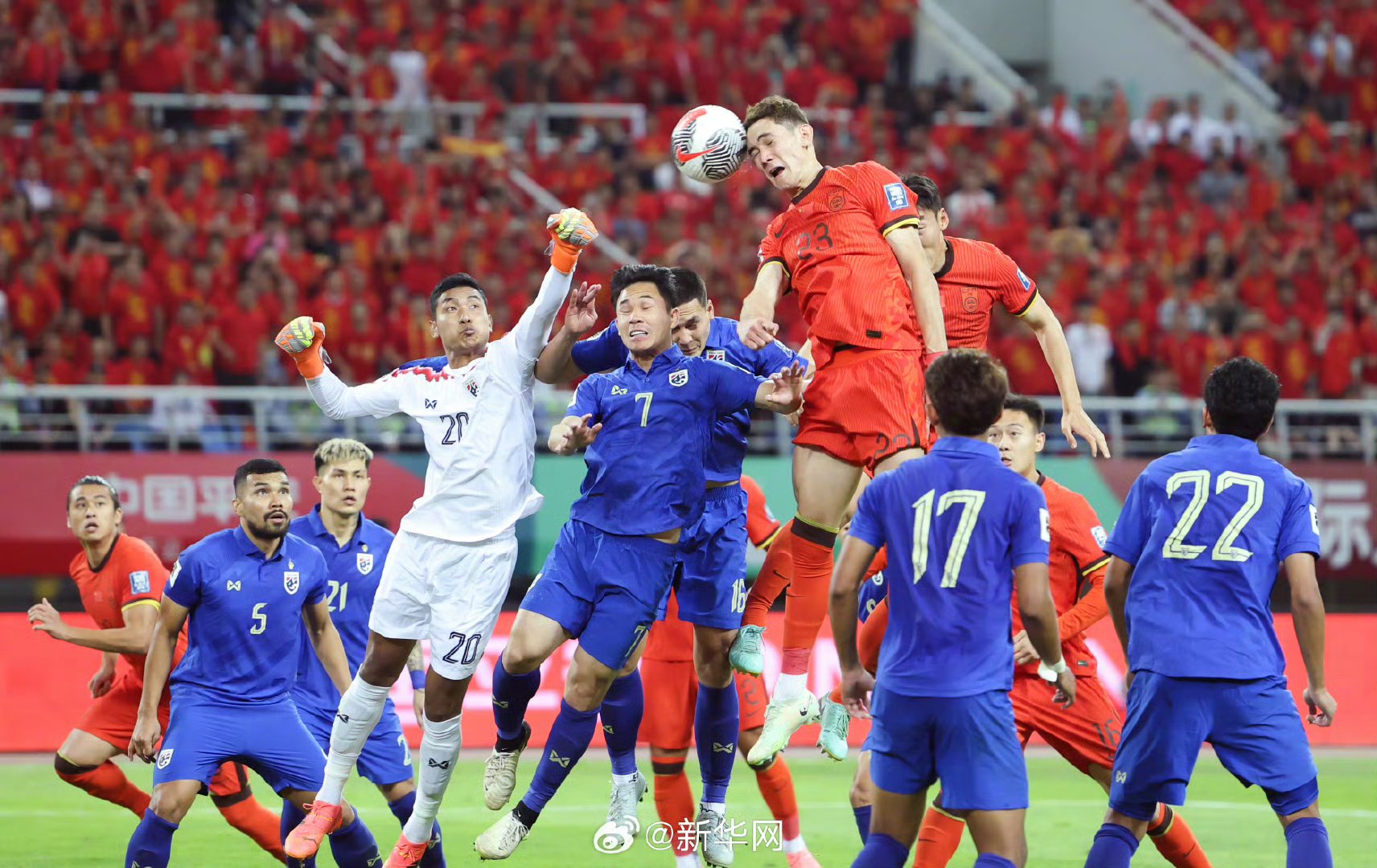 泰国强队晋级淘汰赛，表现引人瞩目