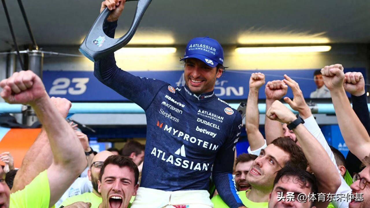 包含索伯车队横扫威廉姆斯,塞恩斯高光表现的词条 包含索伯车队横扫威廉姆斯,塞恩斯高光表现的词条