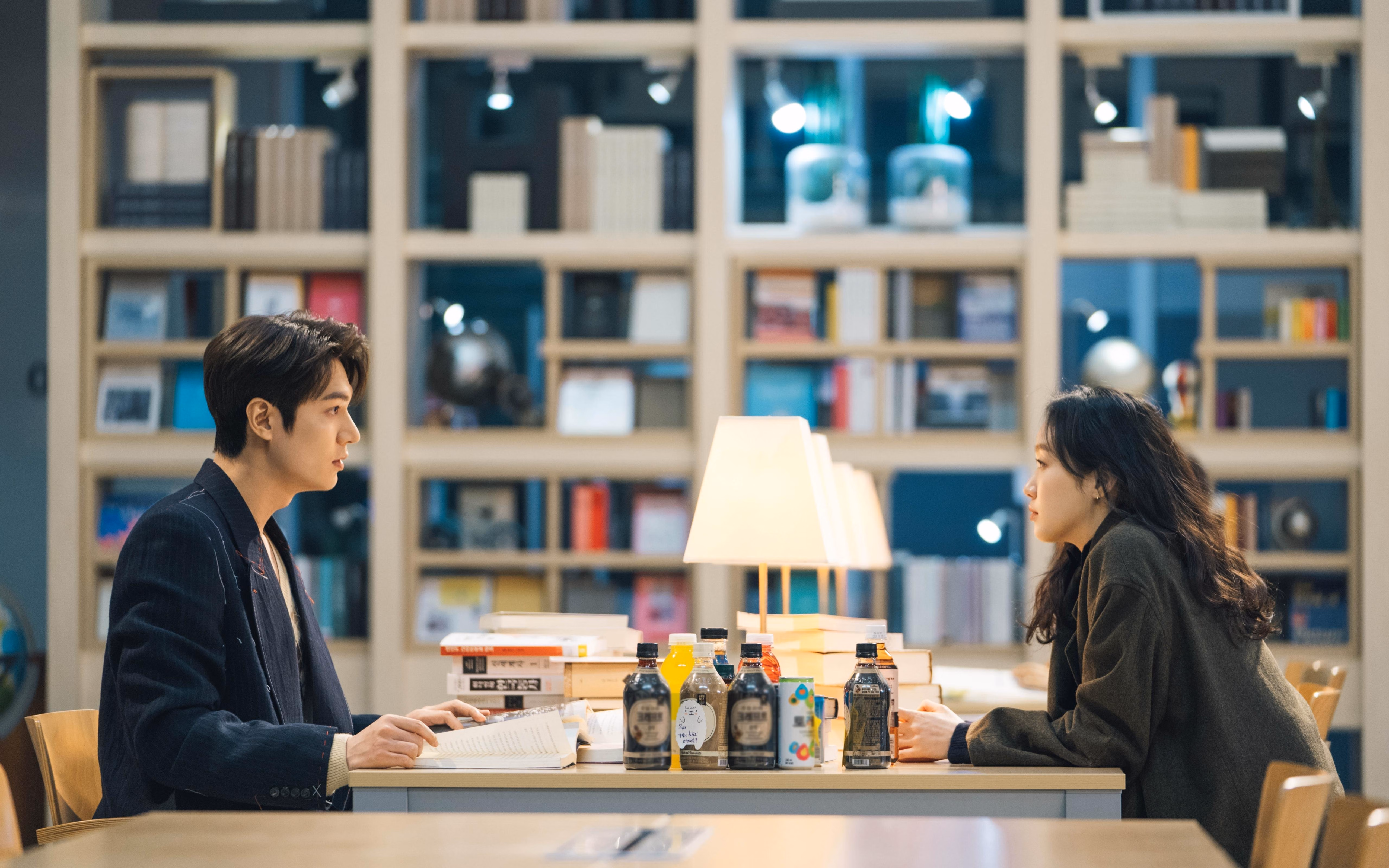 世界排名争夺战焦点战，步行者完胜雄鹿，季后赛格局再洗牌