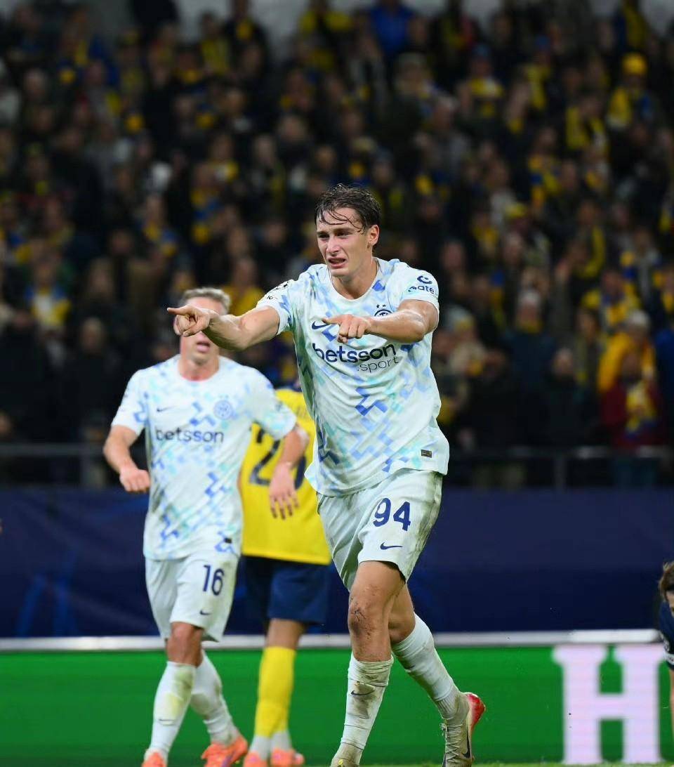 那不勒斯客场大胜，球队实力彰显对手无还手的简单介绍