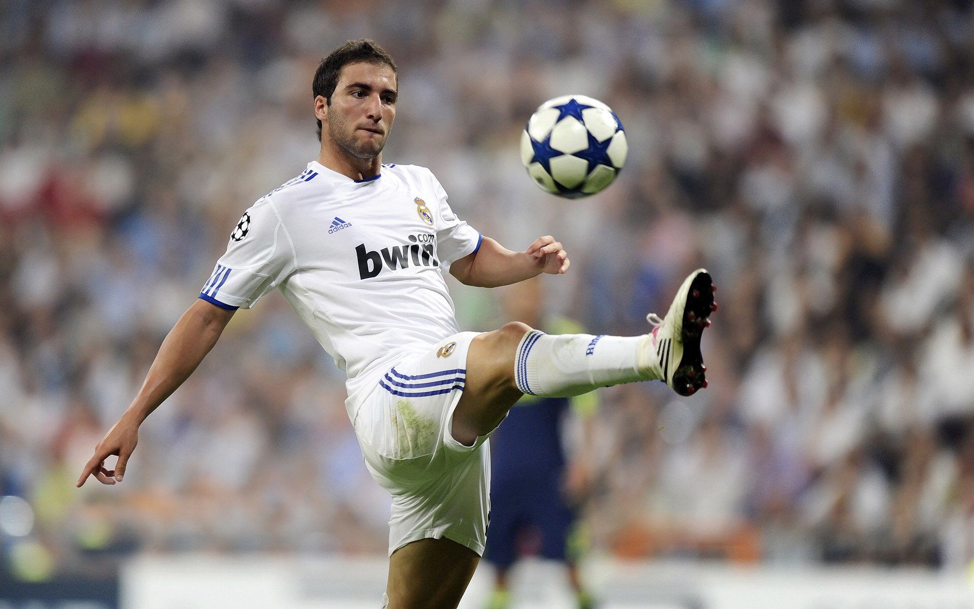 绝境中的英雄时刻,布雷默奥运周期关键战接管比赛,伊拉克压哨击败哥斯达黎加