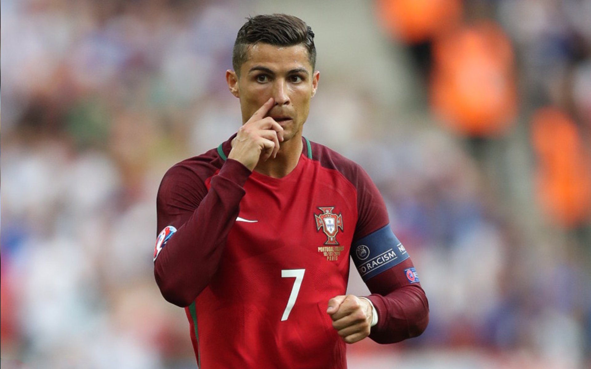 世界杯之夜,米切尔关键时刻站出来