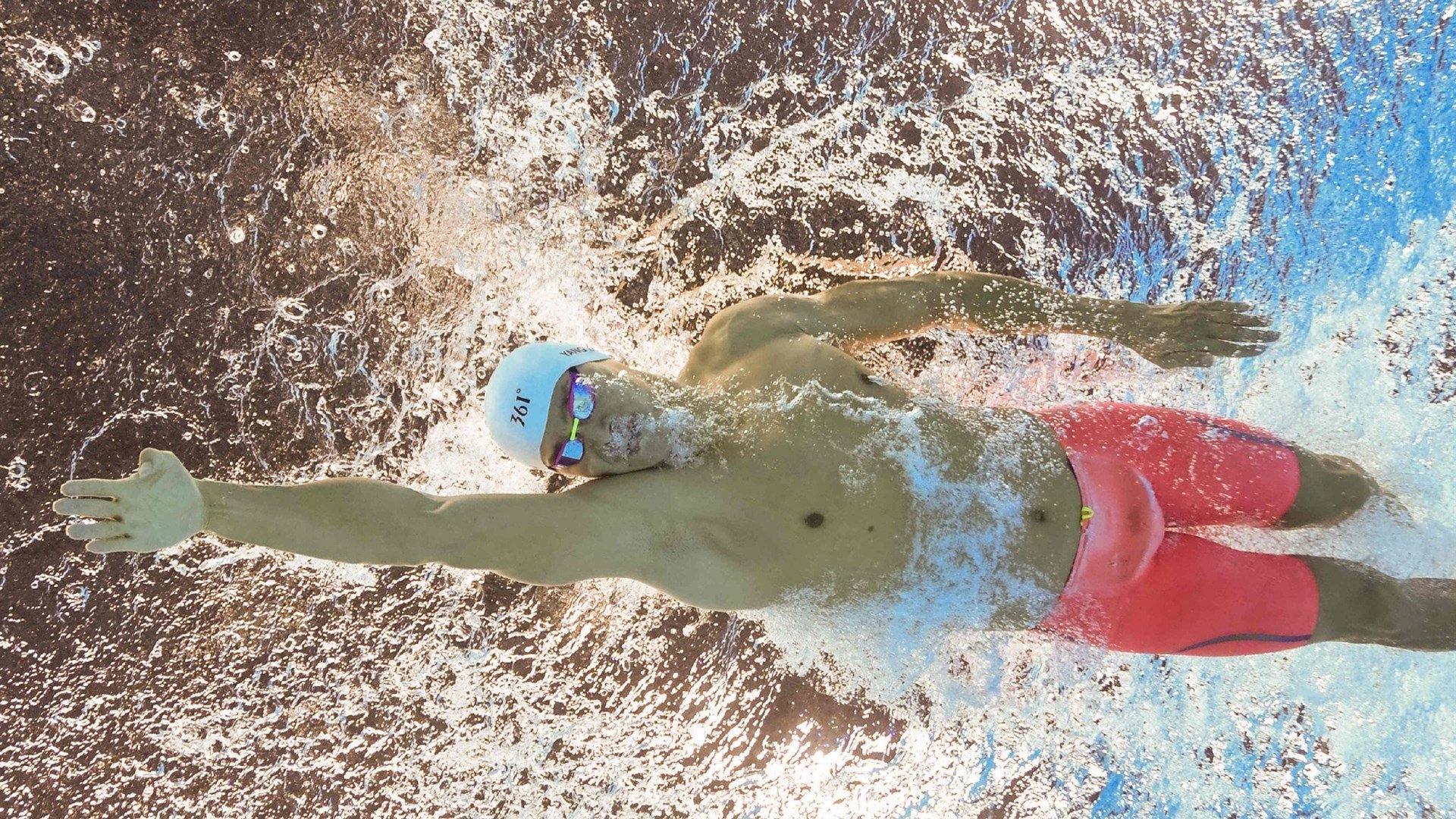 当吉林虎啸遇见亚特兰大鹰,霍勒迪的全能风暴如何撕裂防守