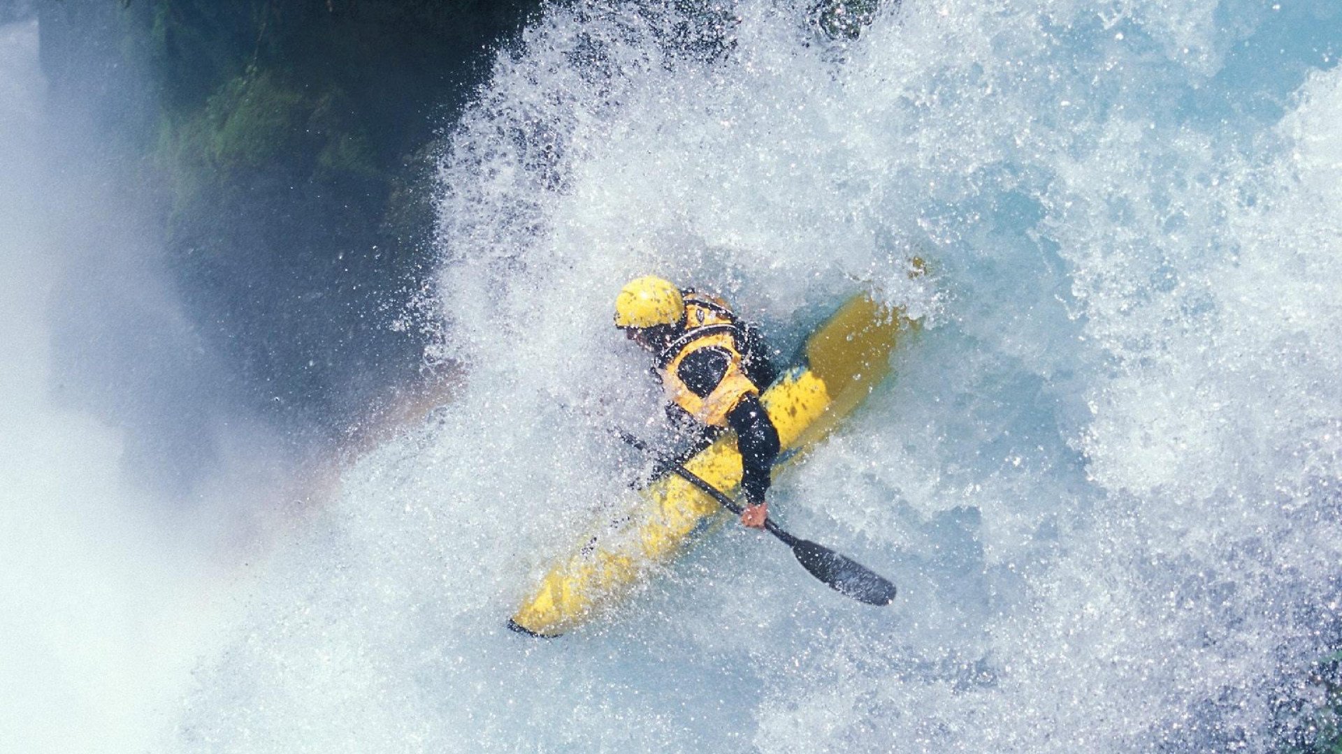 突尼斯防线溃败，楚阿梅尼进攻端无人可挡助拜仁大胜