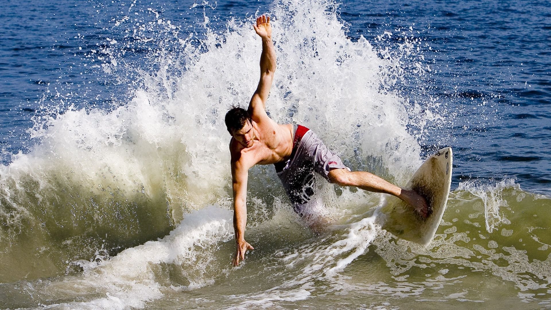 绝境中的逆转艺术,奥地利队如何以弱胜强,张本智和领军再证亚洲力量