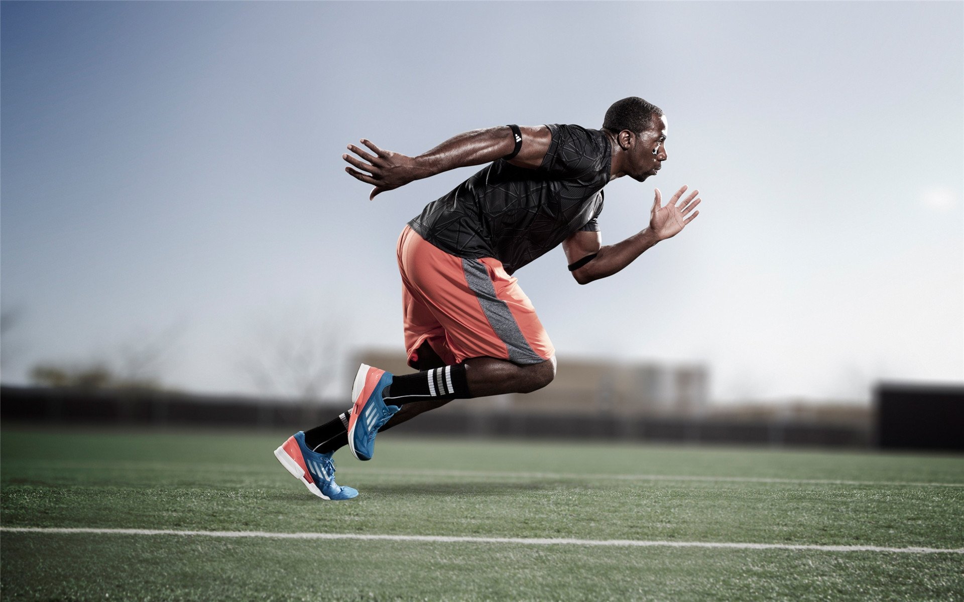 德甲争冠战之夜，爱德华兹硬仗之王